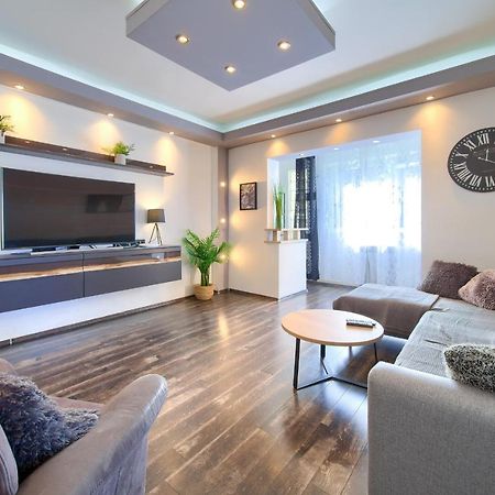Luxury Apartments Vanessa, Njivice Exterior foto